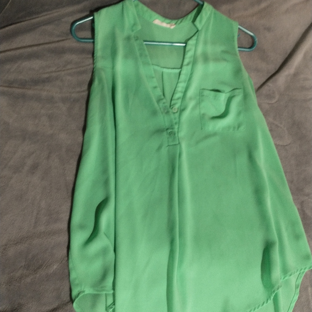 LUSH spring top